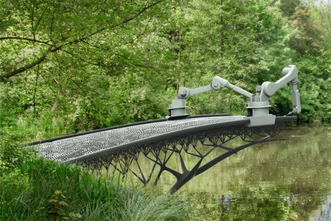 3D-принтер распечатает ме­тал­ли­чес­кий мост над каналом Амстердама